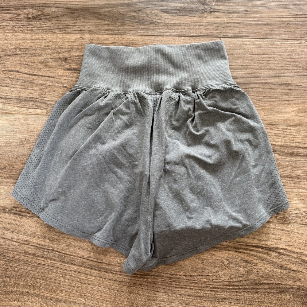 Gymshark Vital Seamless 2.0 2-in-1 Shorts - Charcoal Grey Marl - Size Small - Picture 2 of 5
